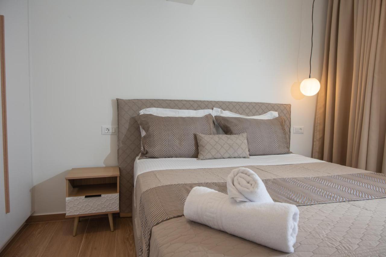 Lucy'S Apartment Agios Nikolaos  Bagian luar foto